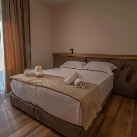 Grand Station Hotell 4*